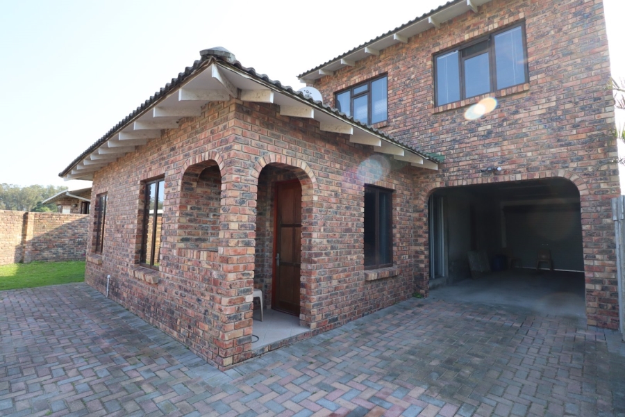 3 Bedroom Property for Sale in Sherwood Eastern Cape